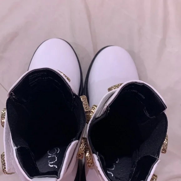 Women boots - Picture 6 of 7